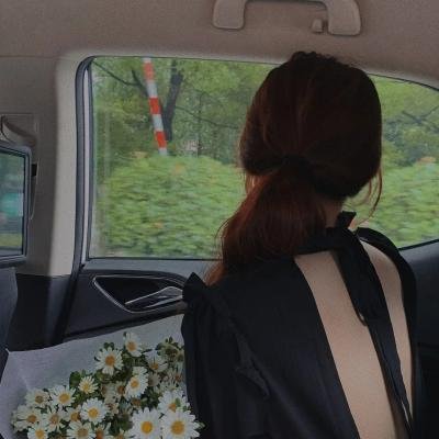 流量小生被曝直播带货翻车，深夜宣传路演现场画面流出